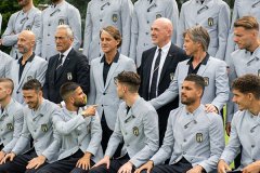 意大利备战2020欧洲杯揭幕战 意大利战前大名单合影